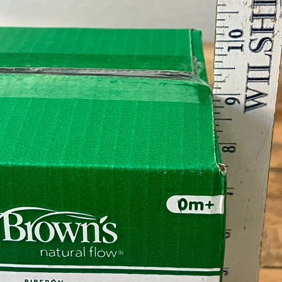 Dr Brown's Anti-Colic Narrow Glass Baby Bottles 0m+ Set of 4 8 oz 250 mL - Picture 7 of 9